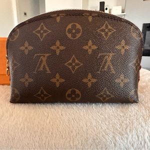 Brand new never used makeup pouch